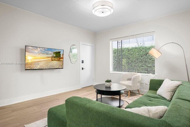 Photo - 1471 Lincoln Terrace Unit 2