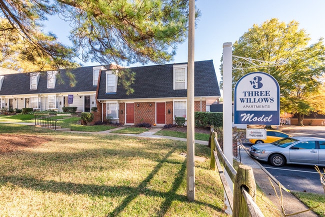 Photo - Three Willows