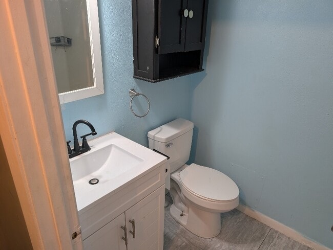 Photo - 731 Cave St Unit 731