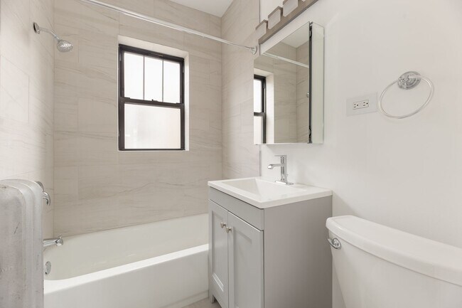 Photo - 4826 N Wolcott Ave Unit 1