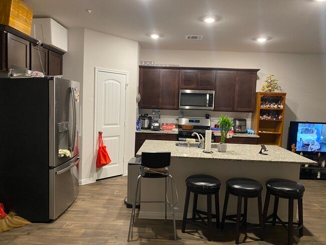 Photo - 224 Connor Ln