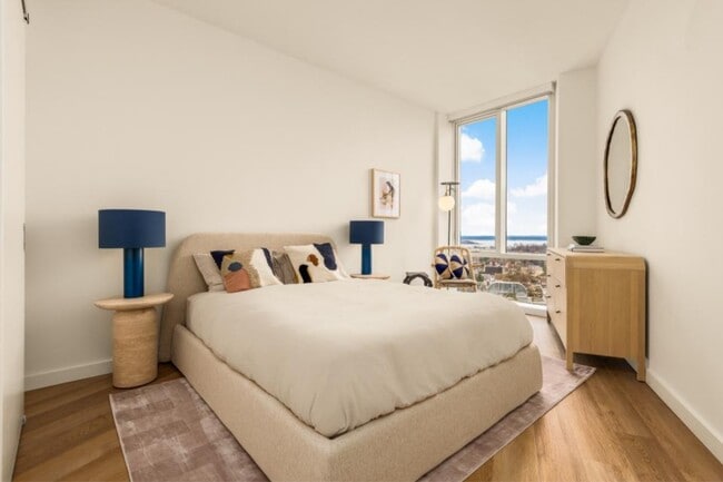 Photo - Two Clinton Park