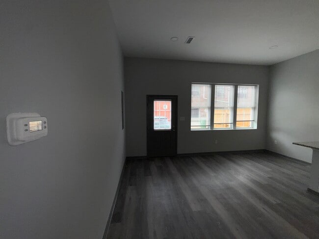 Photo - 2317 W Main St