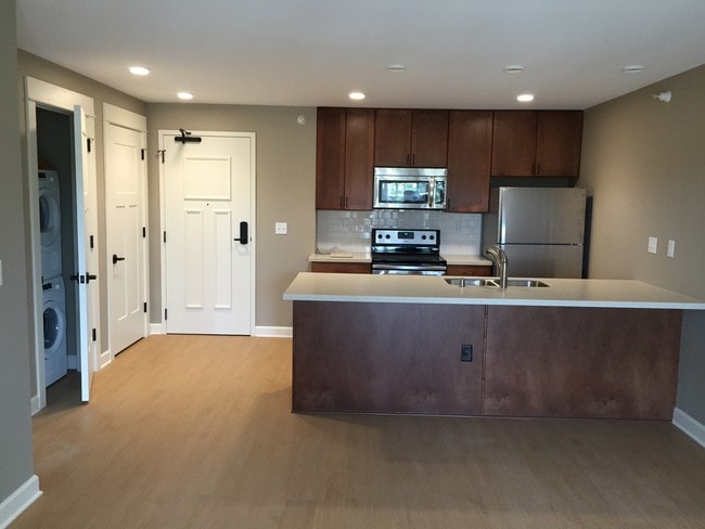 Pasadena Apartments