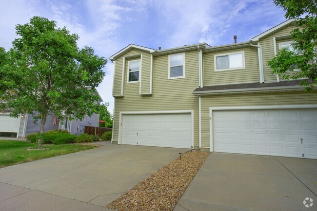 Building Photo - 3 Bed, 2.5 Bath Duplex in Southcreek neigh... Rental