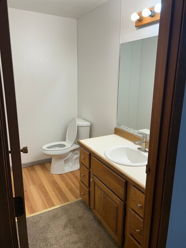 Photo - 5001 E Mayflower Ln