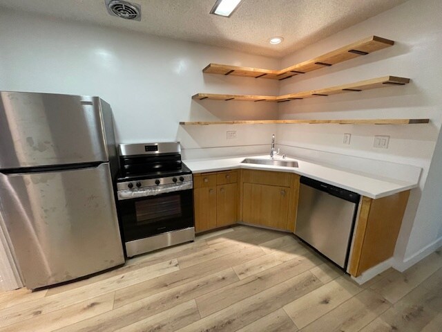 Photo - 9000 Clifton Way