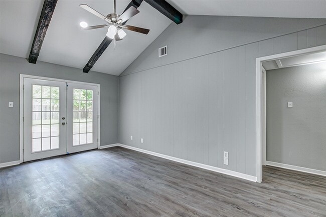 Photo - 2323 Tinechester Dr