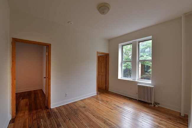 Photo - 234-236 Thompson Street