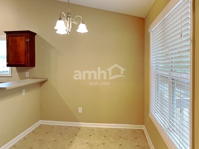 Photo - 1996 Peach Shoals Cir