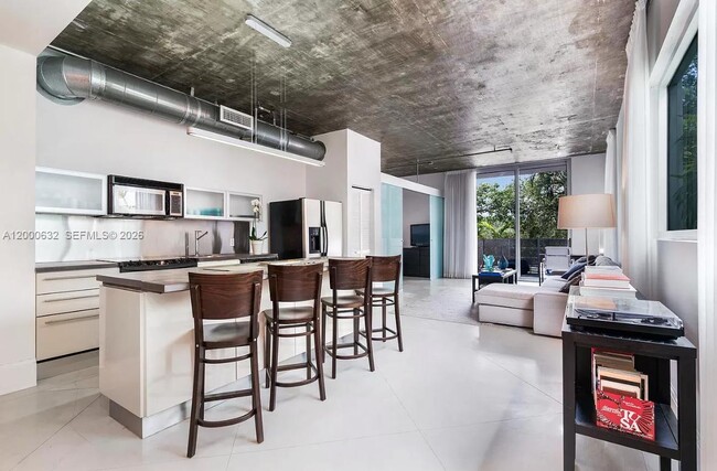 Photo - 1700 Meridian Ave Unit 208