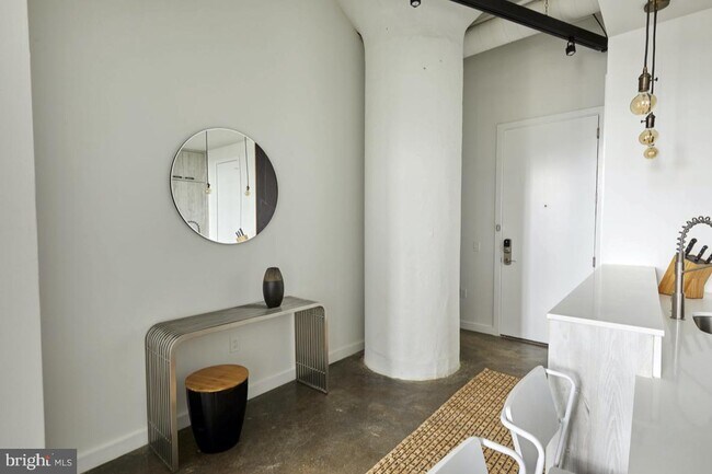 Photo - 325 N 13th St Unit 1BR