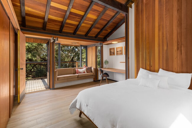 Photo - 5251 Joaquin Dr