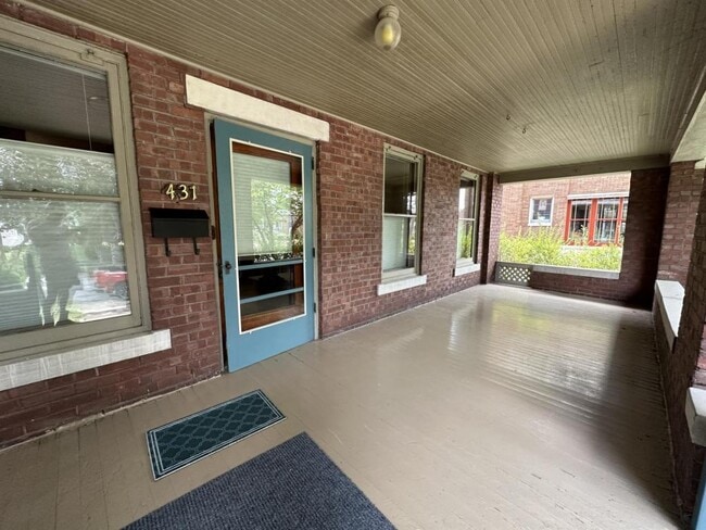 Photo - 431 N Cherry St