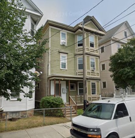 Photo - 70 Calumet St