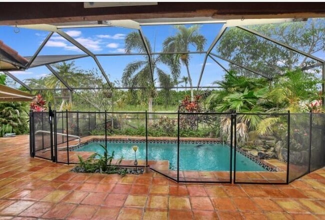 Photo - 7811 Villa Nova Dr