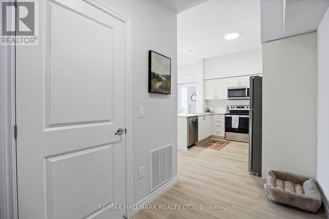 Photo - 70 Dean Ave Unit 226