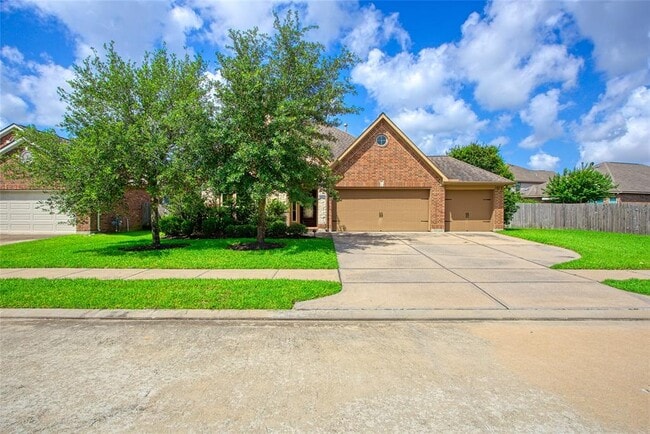 Photo - 27111 Hardwick Hills Ln House