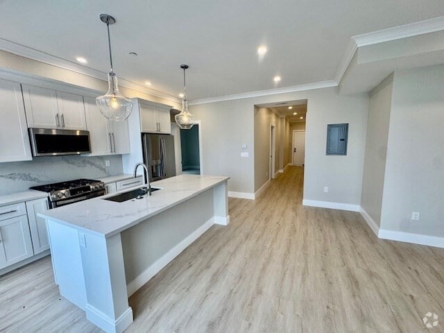 Building Photo - 332 Victory Rd Unit 302 Rental
