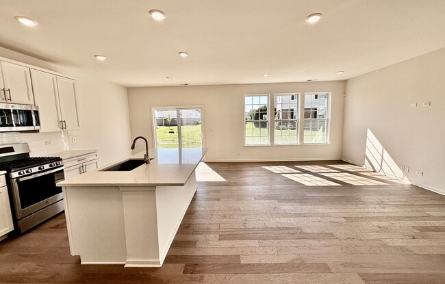 Photo - 1320 Draper Rd