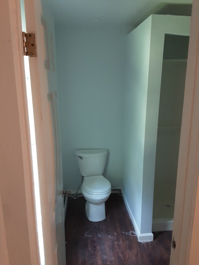 128 Center St Unit 2
