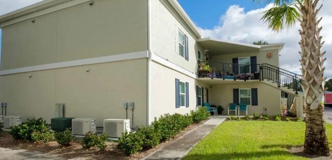 Wayne Dench Apartments