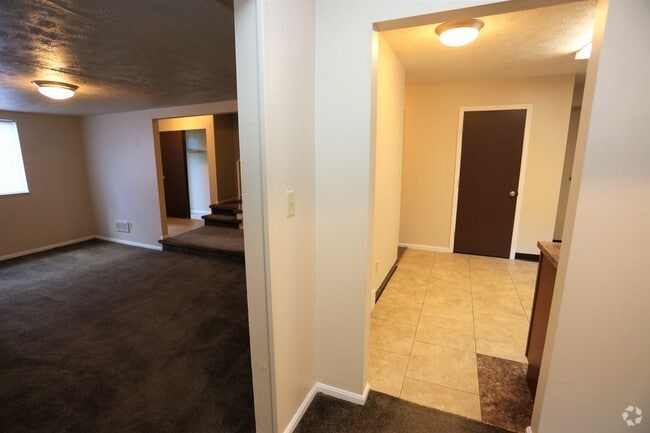 Monticello Apartments