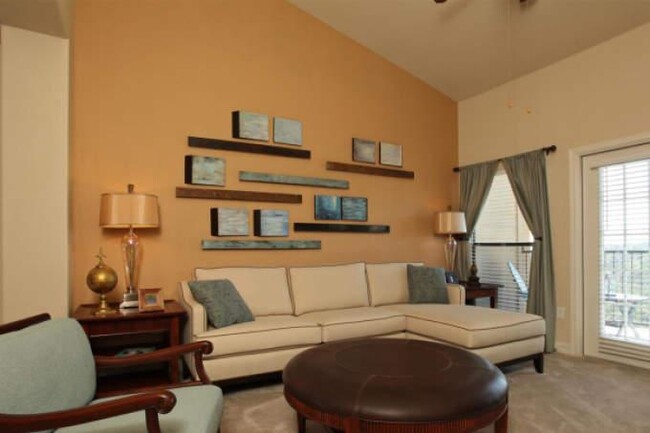 Building Photo - 1 bedroom in Austin TX 78730 Unit 1018 Rental