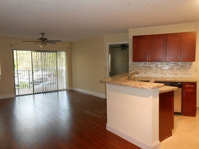 Photo - spacious 2 Bed / 2 Bath Condo