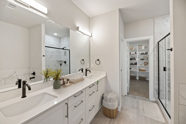 Photo - AVAILABLE NOW! LUXURIOUS TRIPLEX LOCATED ON 1-ACRE LOT IN MIDLOTHIAN, TX!