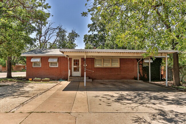 Photo - 3801 26th St