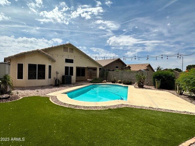 Building Photo - 20966 N 84th Ln