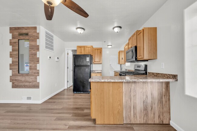 Photo - 202 S Middleton Rd