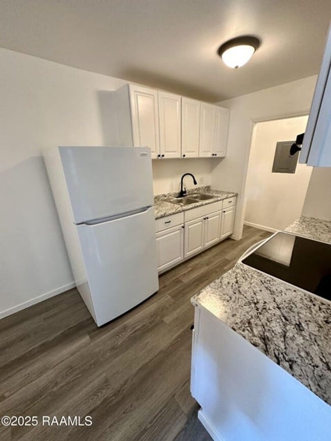 Photo - 216 Marigny Cir Unidad D