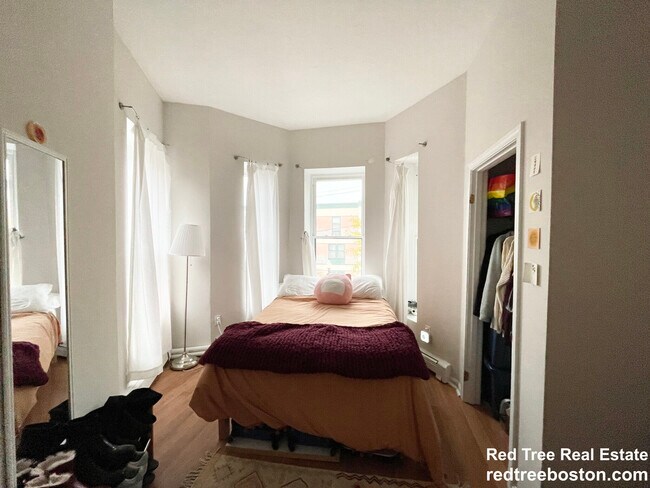 Photo - 96 Hammond St Unit 2