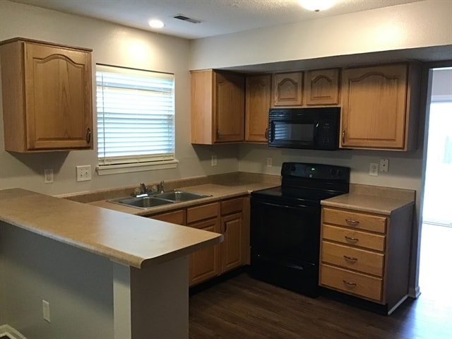 Photo - 7316 Parklake Pl