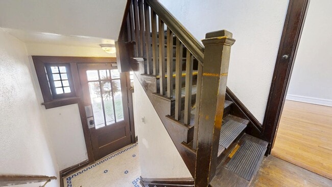 Photo - 3704 Fairview Ave Unit 2W