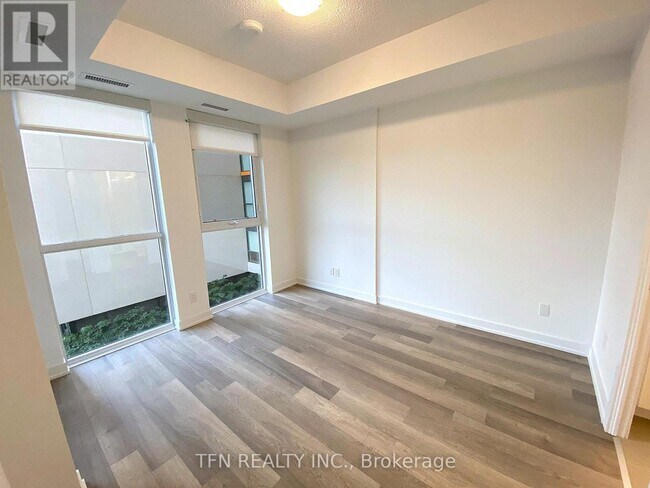 Photo - 1603 Eglinton Ave W Unité 408