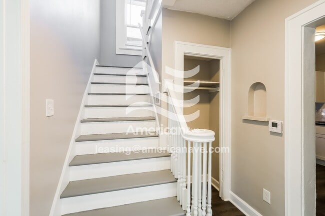 Photo - 644 E 34th St