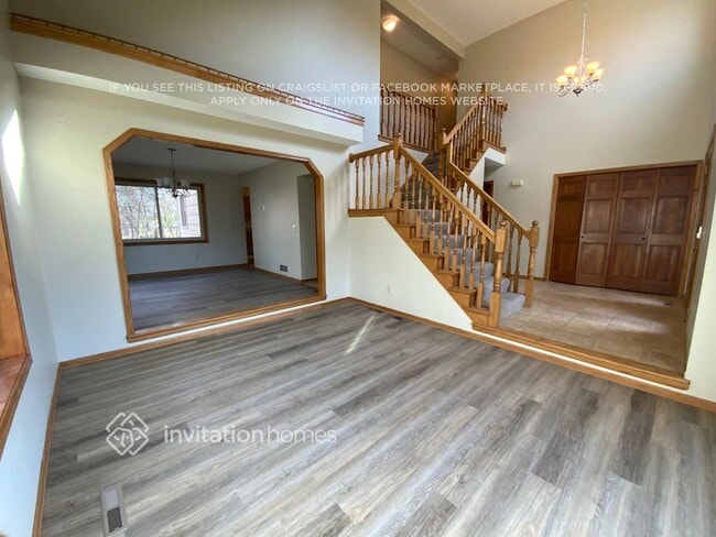 Photo - 14371 Raven St NW