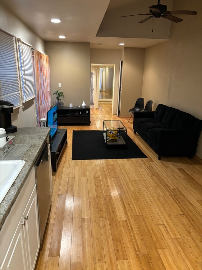 Photo - 14 S 14th St Unit 1