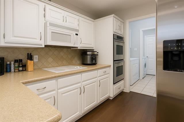 Photo - 8557 Brittania Way