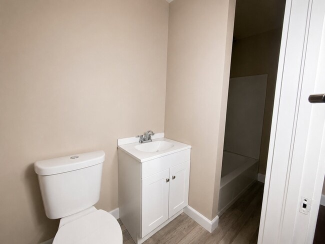 Photo - 89 Clinton St Unit 7