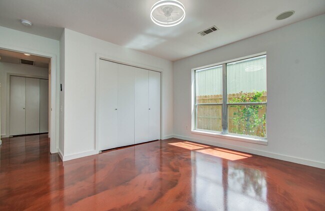 Building Photo - 3210 Yellowstone Park Dr Rental