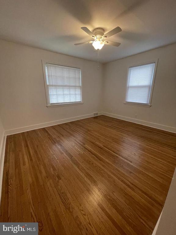 Photo - 105 Breslin Ave