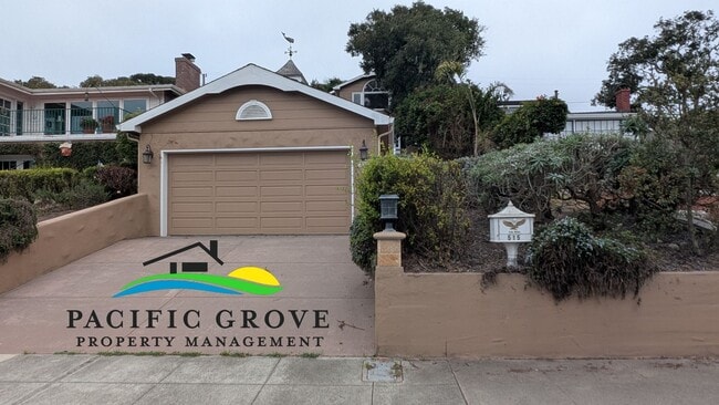 Photo - Family Living with Coastal Views