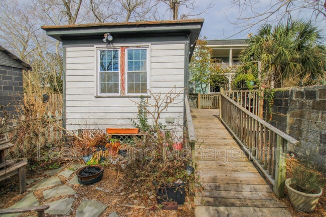 Building Photo - 519 Rutledge Ave Unit C