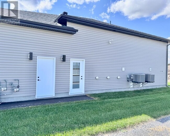 Photo - 89 Helen St Unit B