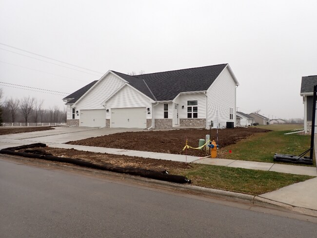 Photo - 1796-1798 Garroman Dr Unit 1796