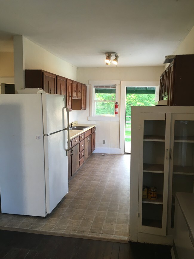 Photo - 882 Main St Unidad 2